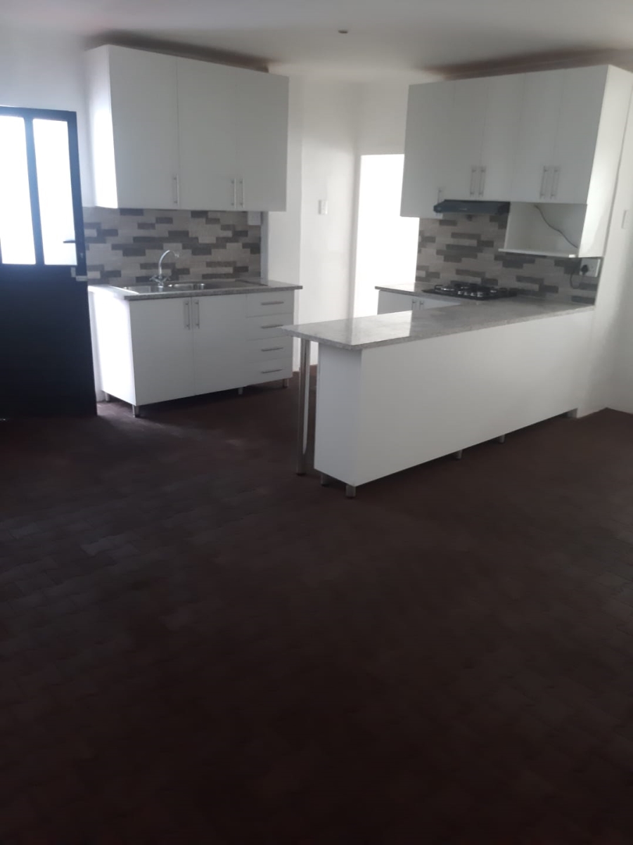 To Let 2 Bedroom Property for Rent in Havenside KwaZulu-Natal