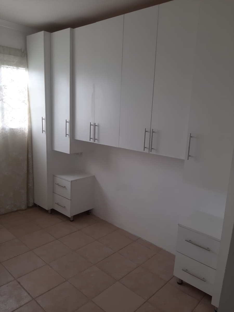 To Let 2 Bedroom Property for Rent in Havenside KwaZulu-Natal