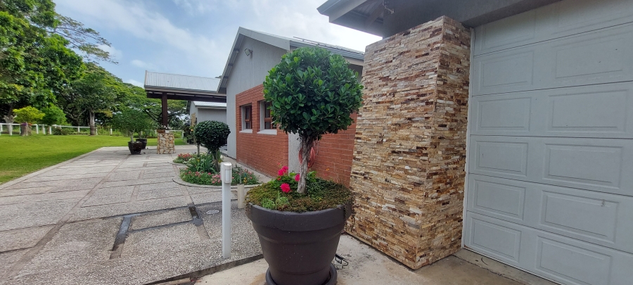 4 Bedroom Property for Sale in Margate KwaZulu-Natal