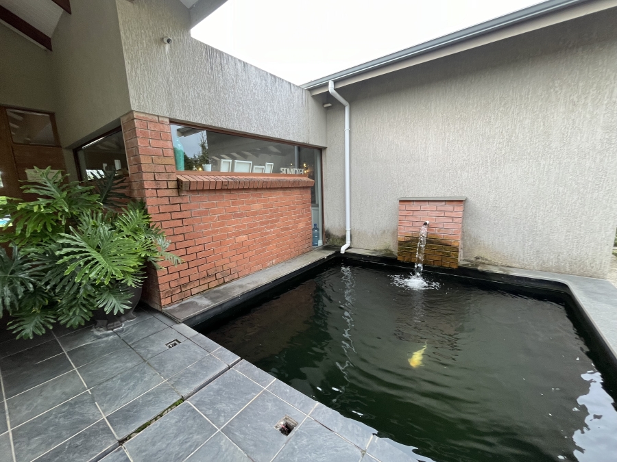 4 Bedroom Property for Sale in Margate KwaZulu-Natal