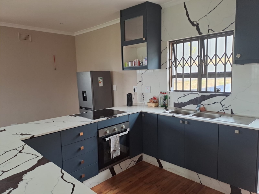 To Let 3 Bedroom Property for Rent in Brighton Beach KwaZulu-Natal