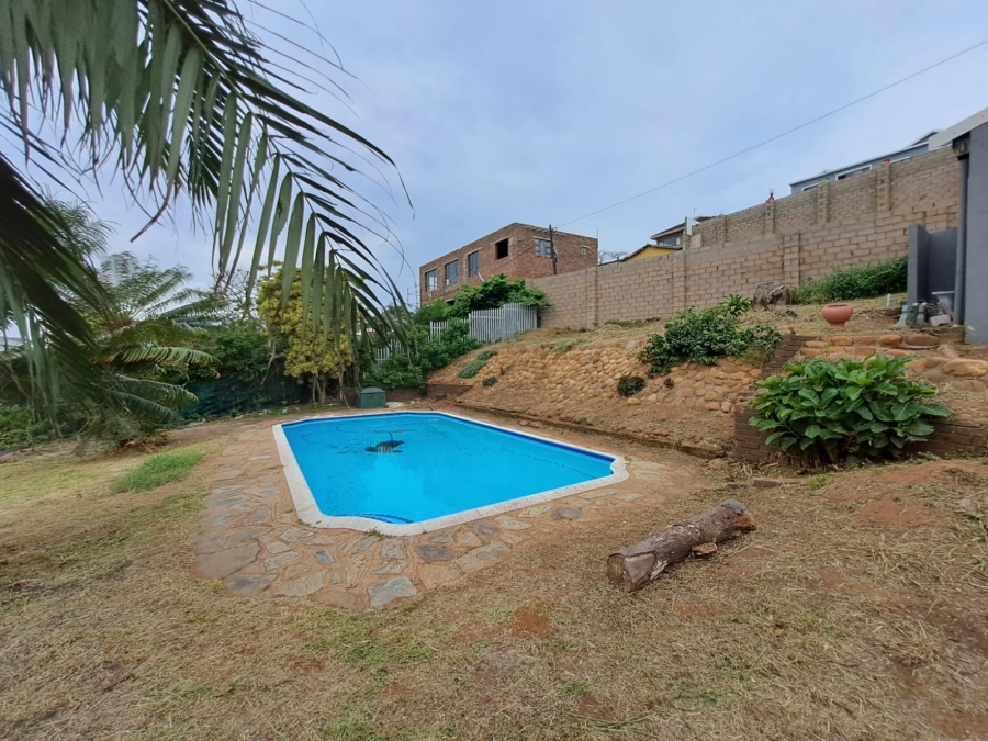 To Let 3 Bedroom Property for Rent in Brighton Beach KwaZulu-Natal