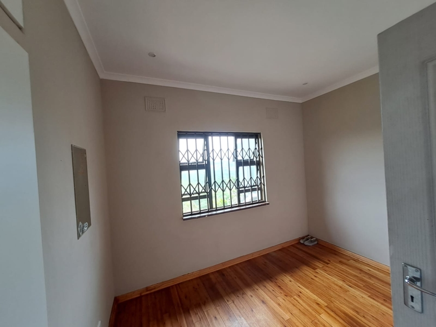 To Let 3 Bedroom Property for Rent in Brighton Beach KwaZulu-Natal