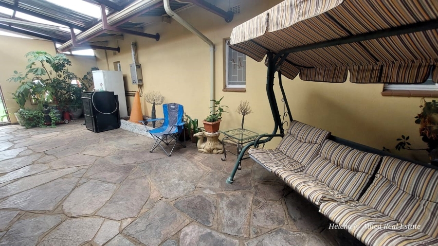 4 Bedroom Property for Sale in Huttenheights KwaZulu-Natal