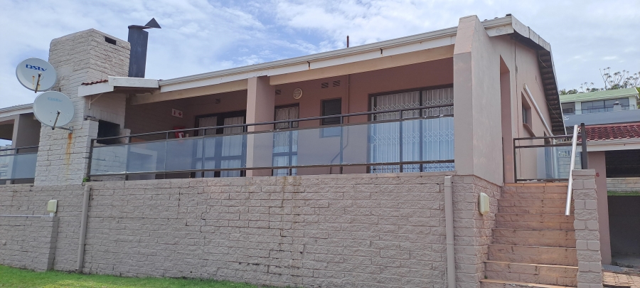 2 Bedroom Property for Sale in Uvongo KwaZulu-Natal