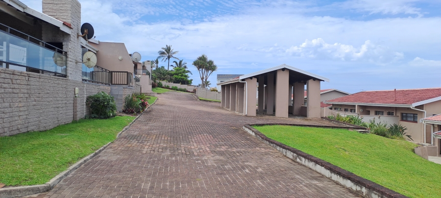 2 Bedroom Property for Sale in Uvongo KwaZulu-Natal