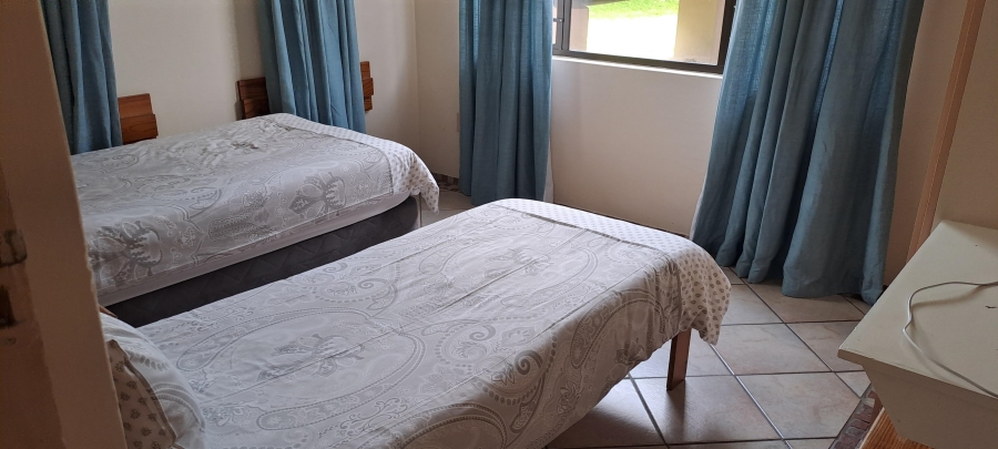 2 Bedroom Property for Sale in Uvongo KwaZulu-Natal