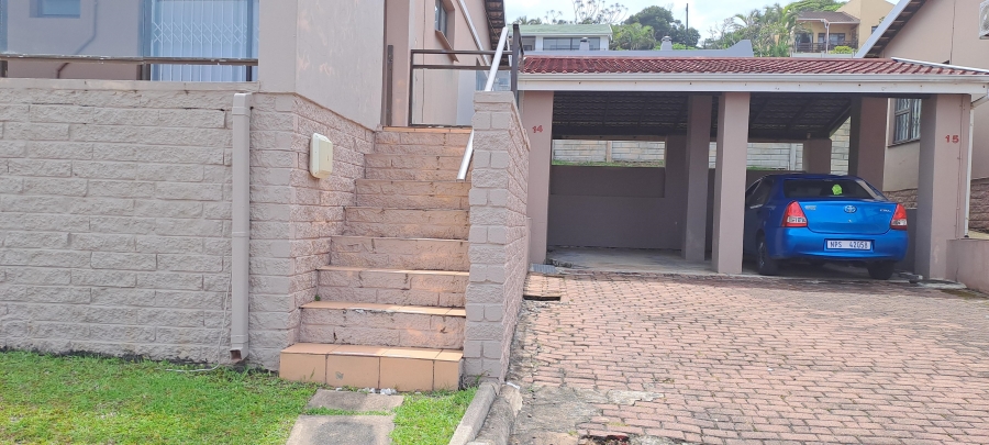 2 Bedroom Property for Sale in Uvongo KwaZulu-Natal