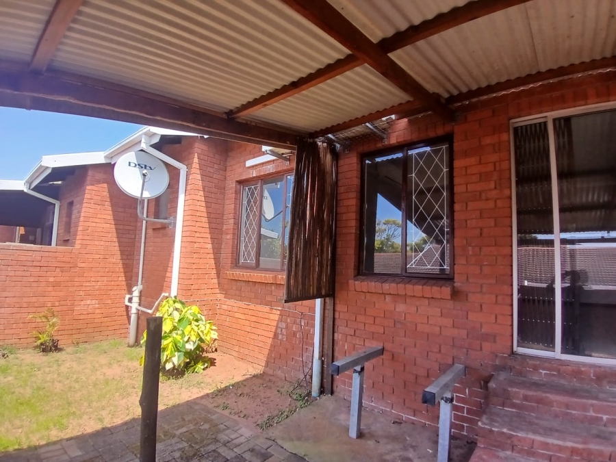 To Let 3 Bedroom Property for Rent in Mtunzini KwaZulu-Natal