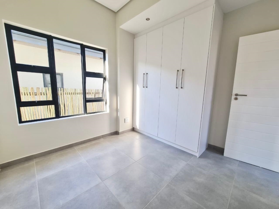 To Let 3 Bedroom Property for Rent in Palm Lakes Estate KwaZulu-Natal