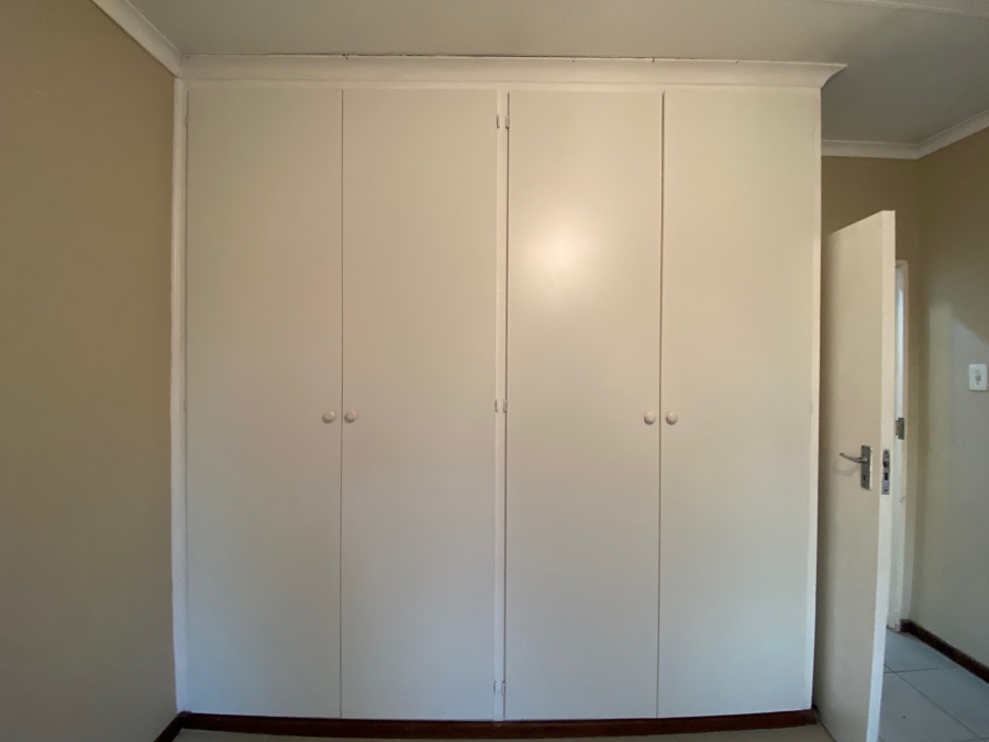 2 Bedroom Property for Sale in Scottsville KwaZulu-Natal