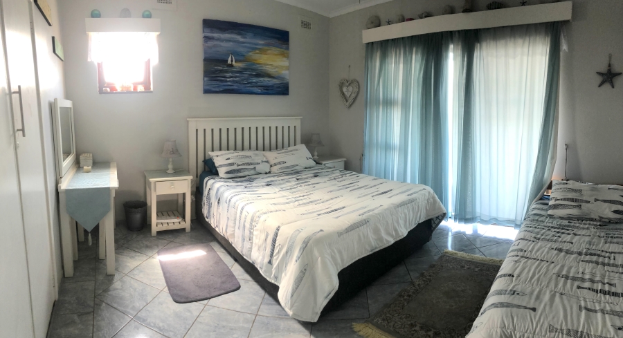 2 Bedroom Property for Sale in St Michaels On Sea KwaZulu-Natal