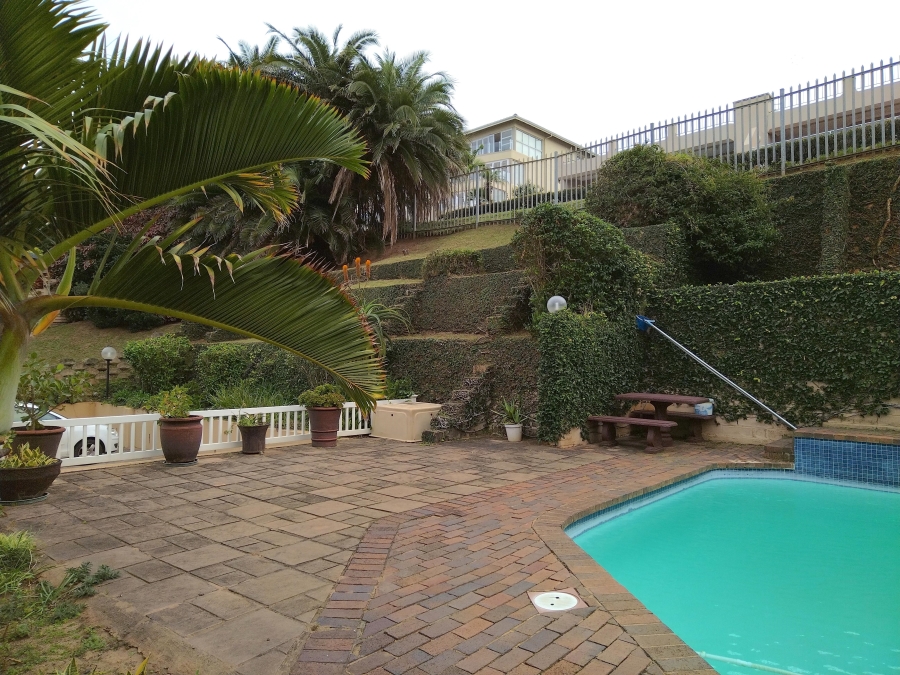 2 Bedroom Property for Sale in Uvongo KwaZulu-Natal