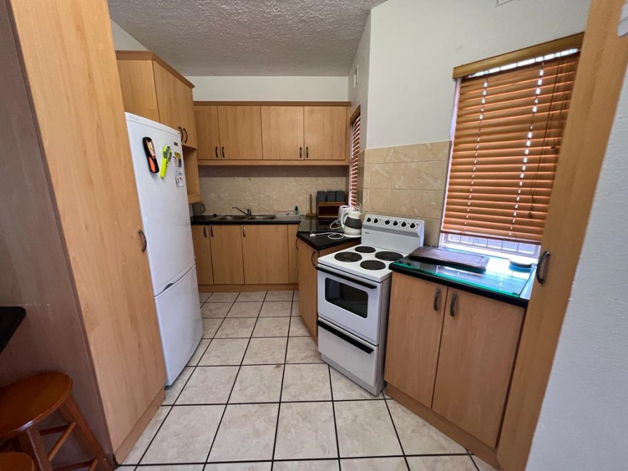 2 Bedroom Property for Sale in Uvongo KwaZulu-Natal