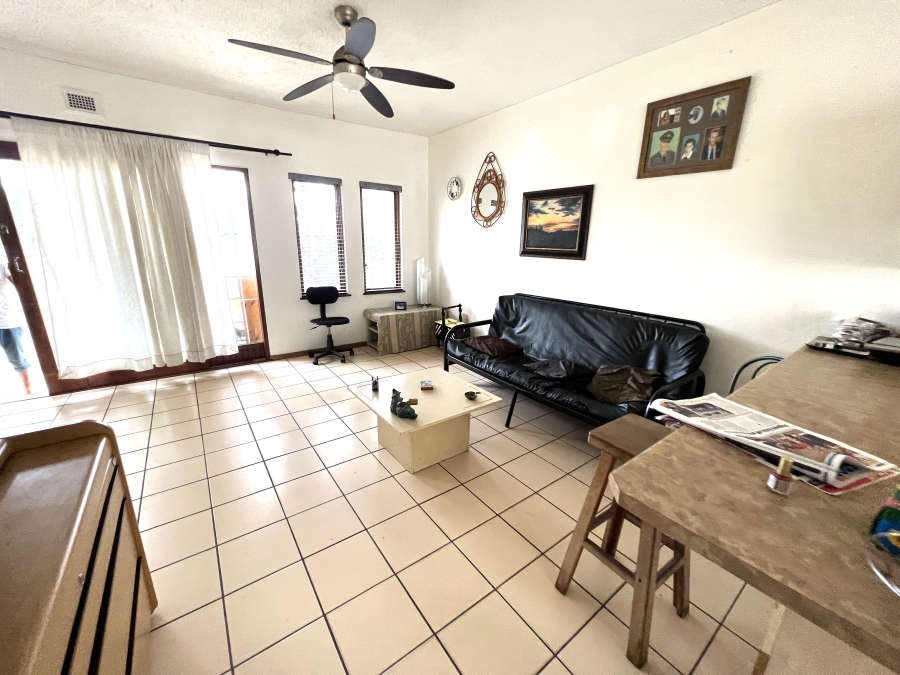 2 Bedroom Property for Sale in Margate KwaZulu-Natal