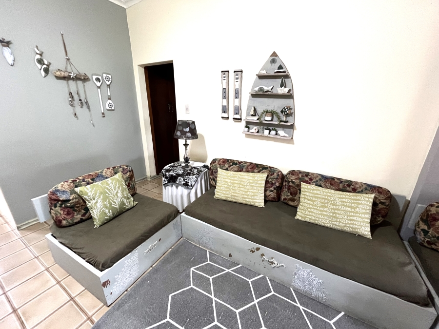 1 Bedroom Property for Sale in Anerley KwaZulu-Natal