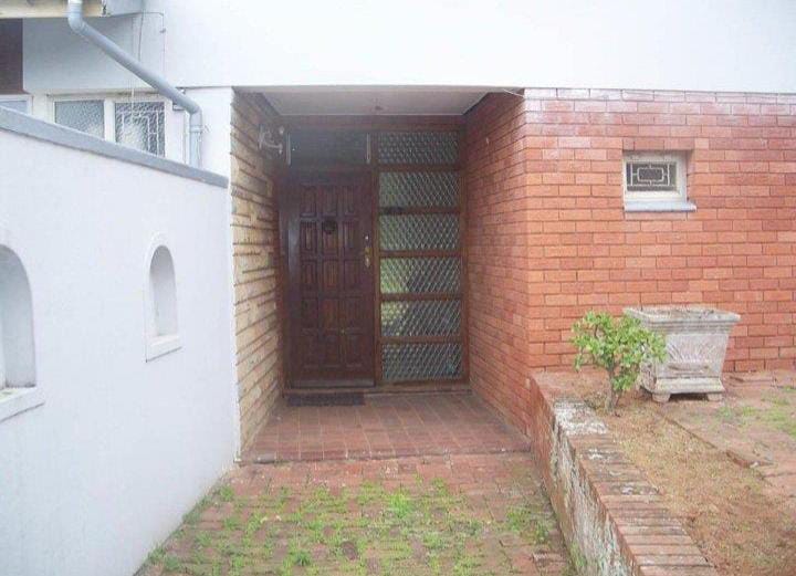 5 Bedroom Property for Sale in Glenmore KwaZulu-Natal