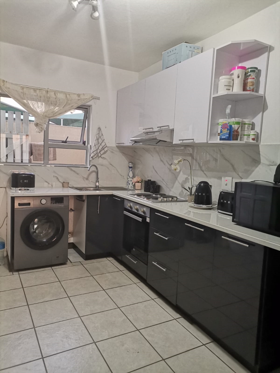 To Let 2 Bedroom Property for Rent in Greenwood Park KwaZulu-Natal