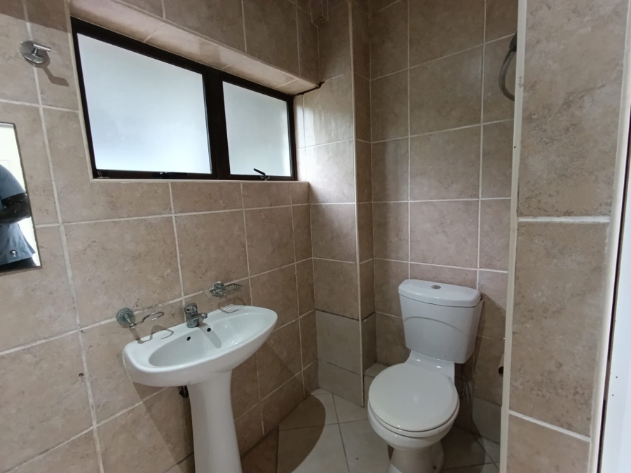 To Let 3 Bedroom Property for Rent in Blythedale KwaZulu-Natal