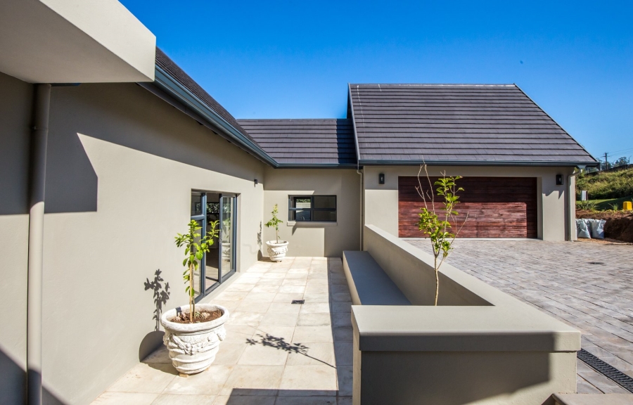 4 Bedroom Property for Sale in Cotswold Downs Estates KwaZulu-Natal