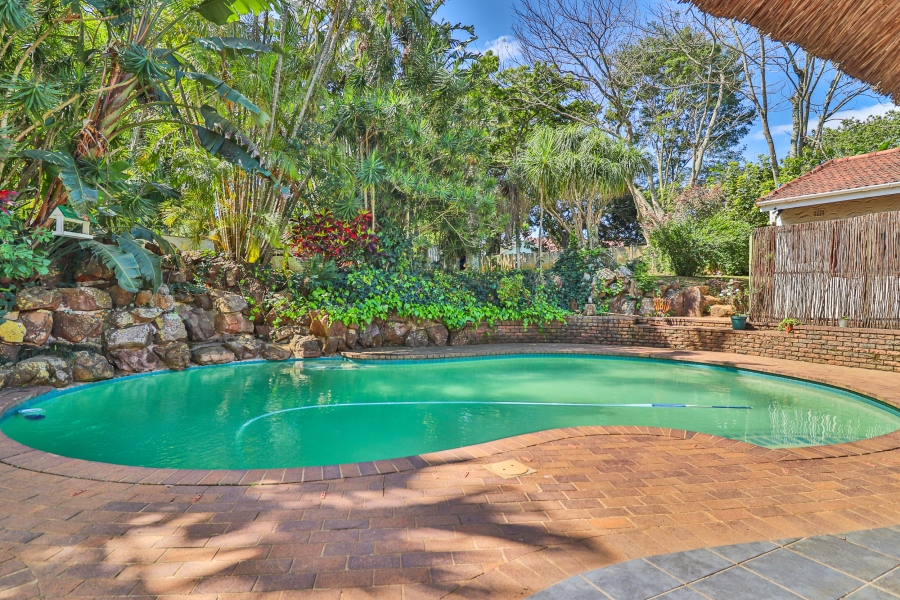 6 Bedroom Property for Sale in Winston Park KwaZulu-Natal