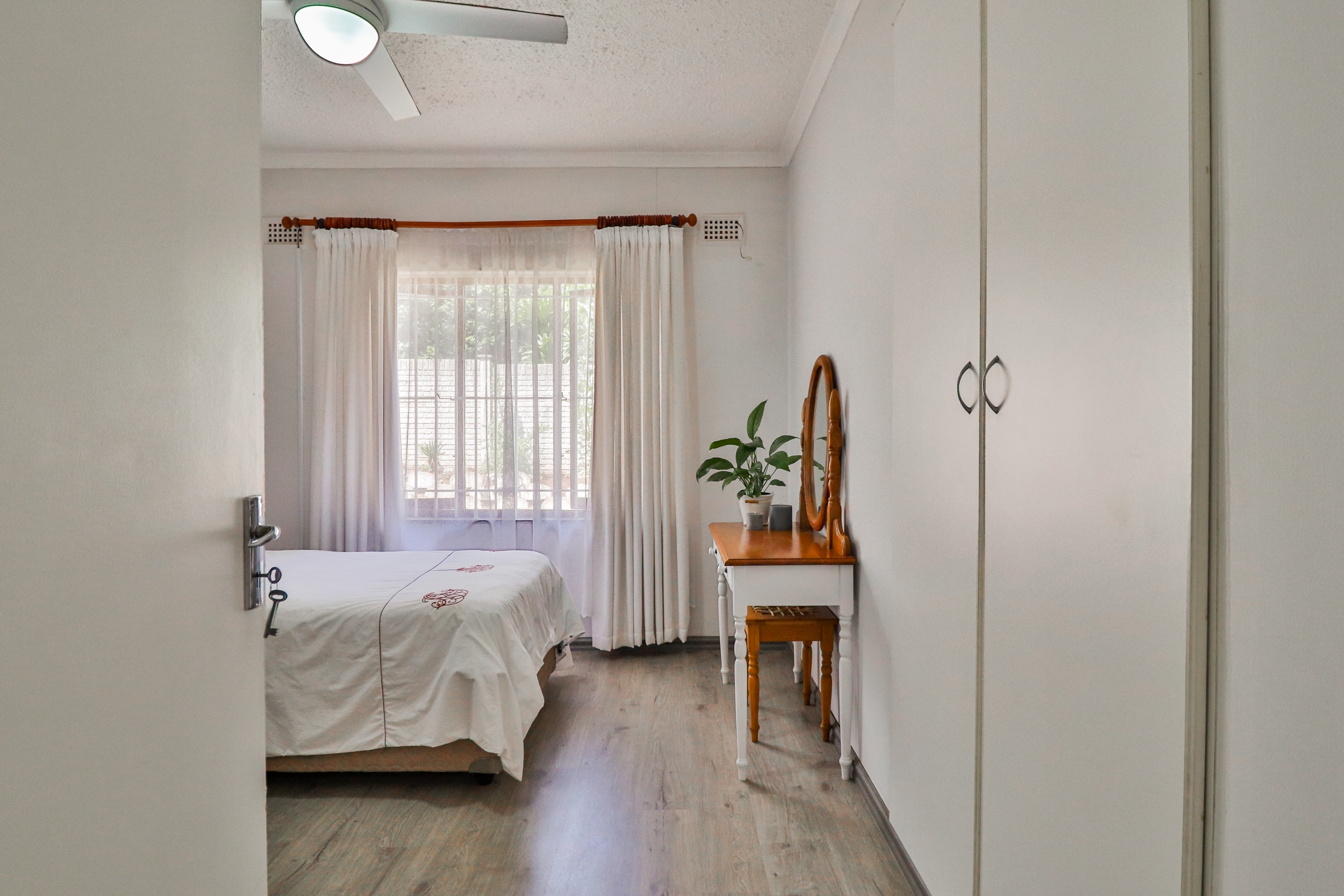 6 Bedroom Property for Sale in Winston Park KwaZulu-Natal
