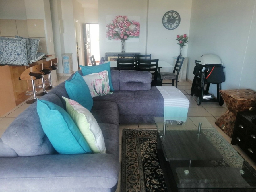 To Let 4 Bedroom Property for Rent in Margate KwaZulu-Natal