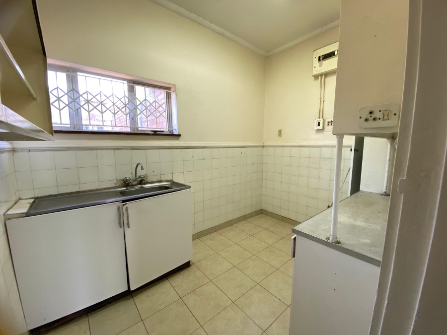 2 Bedroom Property for Sale in Glenwood KwaZulu-Natal