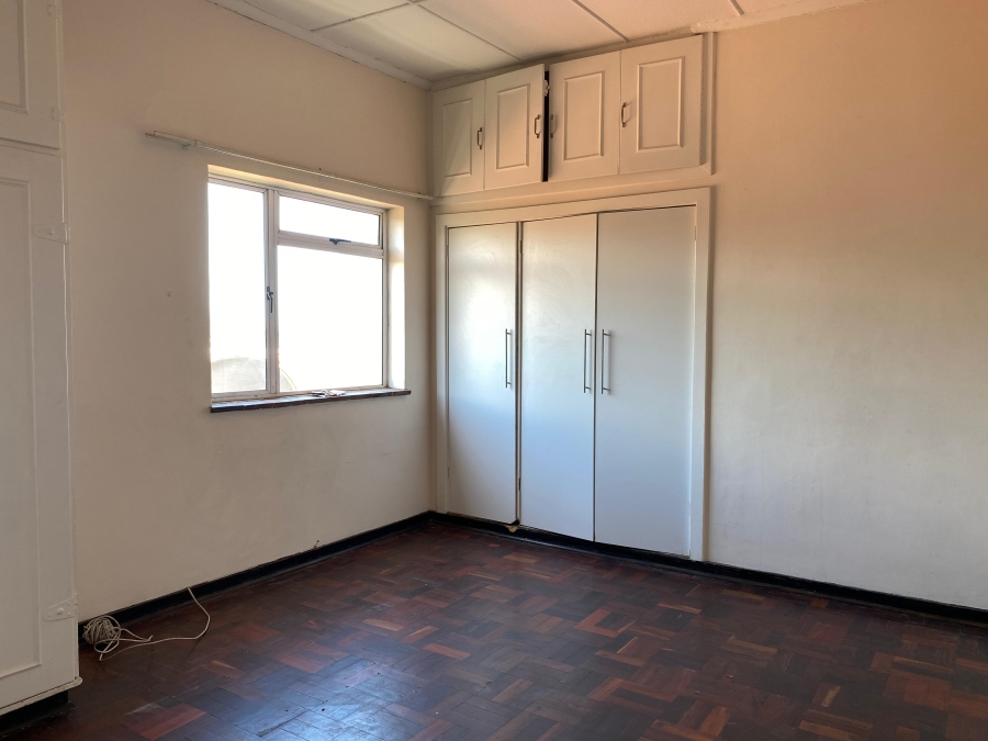 2 Bedroom Property for Sale in Glenwood KwaZulu-Natal