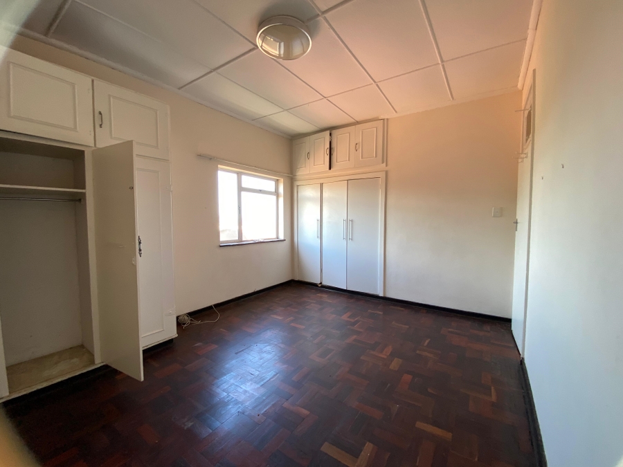 2 Bedroom Property for Sale in Glenwood KwaZulu-Natal