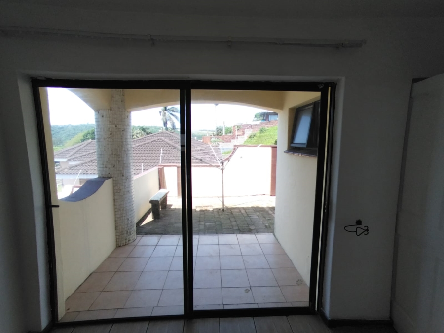 To Let 3 Bedroom Property for Rent in La Mercy KwaZulu-Natal