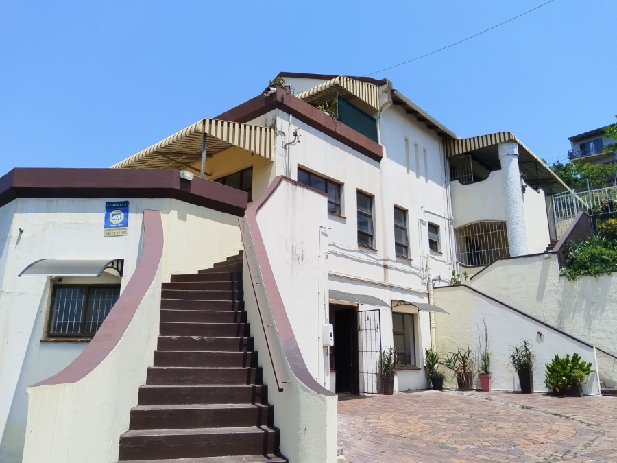 To Let 3 Bedroom Property for Rent in La Mercy KwaZulu-Natal