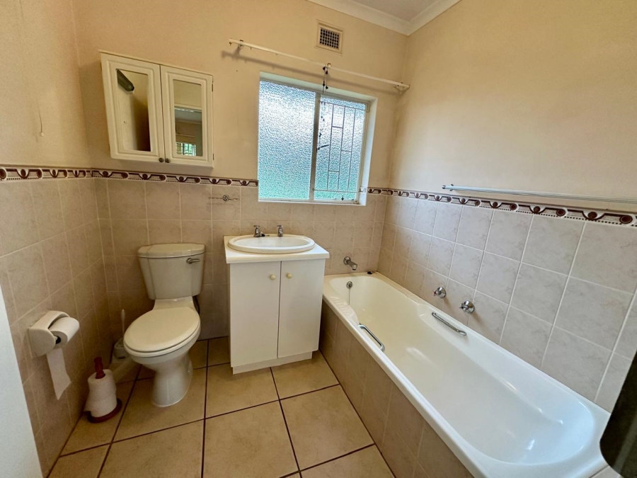 2 Bedroom Property for Sale in Amberglen KwaZulu-Natal