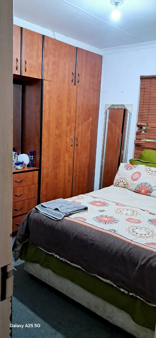 2 Bedroom Property for Sale in Bellair KwaZulu-Natal