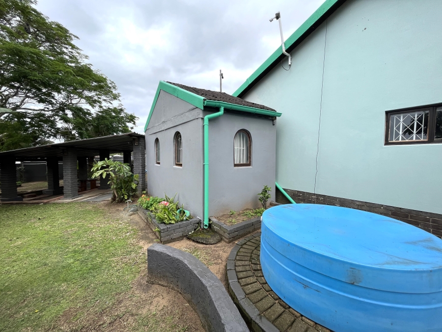 3 Bedroom Property for Sale in Uvongo KwaZulu-Natal