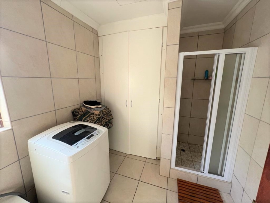 3 Bedroom Property for Sale in Marina Beach KwaZulu-Natal