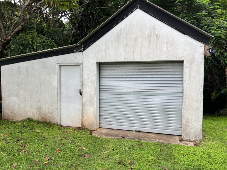 3 Bedroom Property for Sale in Umtentweni KwaZulu-Natal