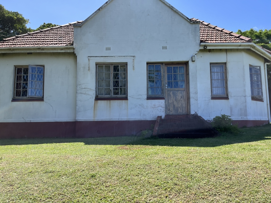 3 Bedroom Property for Sale in Umtentweni KwaZulu-Natal