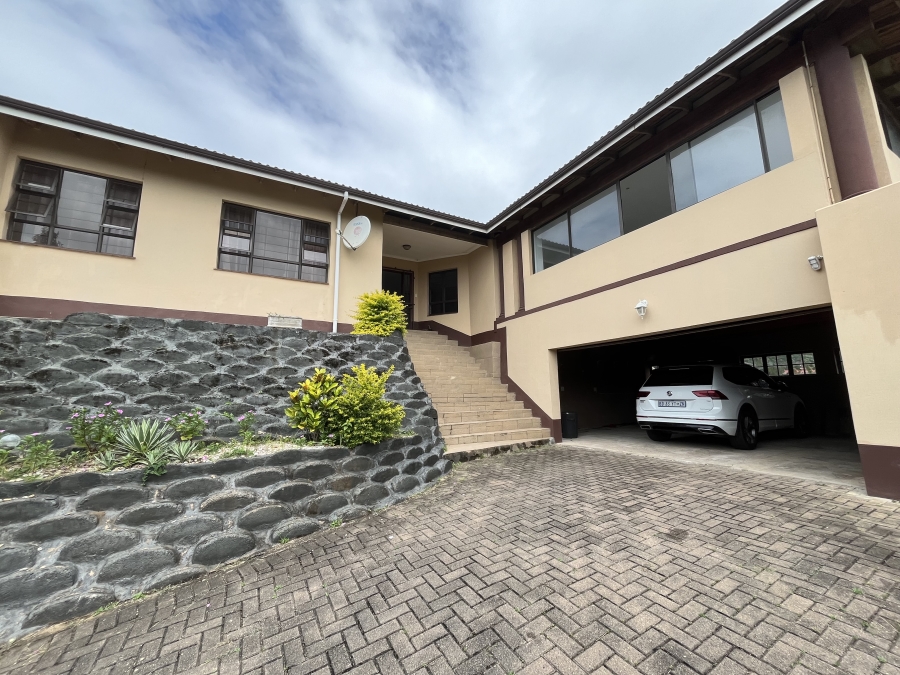 3 Bedroom Property for Sale in Hibberdene KwaZulu-Natal