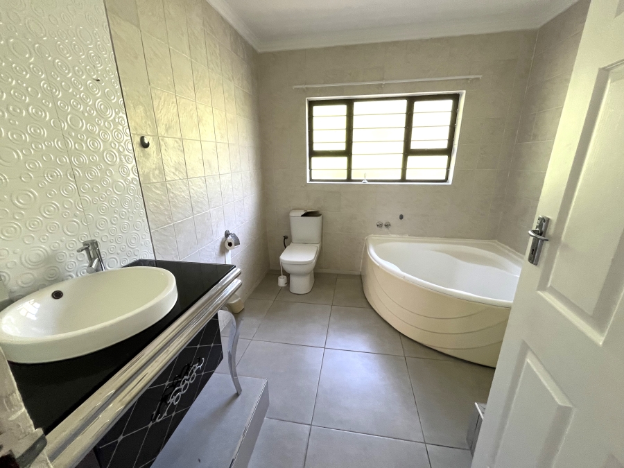 3 Bedroom Property for Sale in Hibberdene KwaZulu-Natal