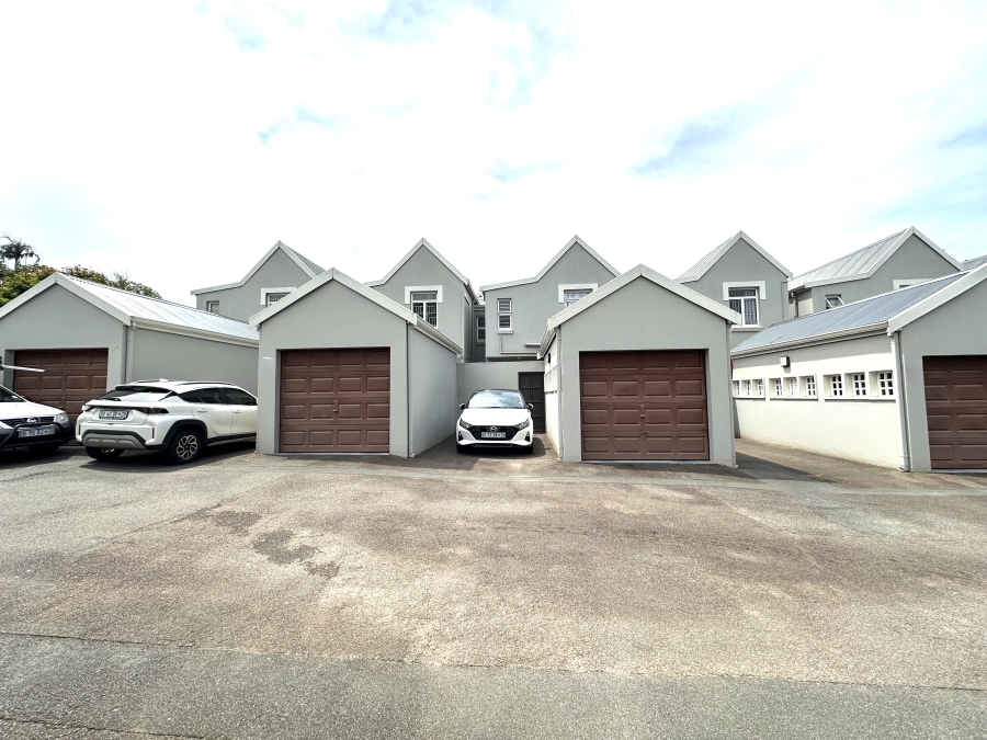 3 Bedroom Property for Sale in Sunningdale KwaZulu-Natal