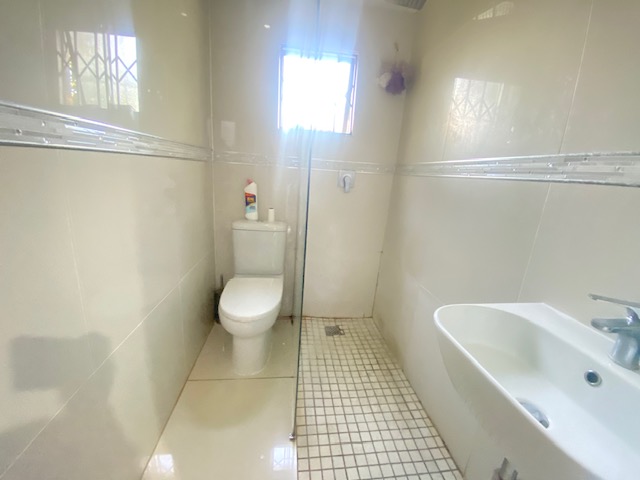 2 Bedroom Property for Sale in Umhlathuze KwaZulu-Natal