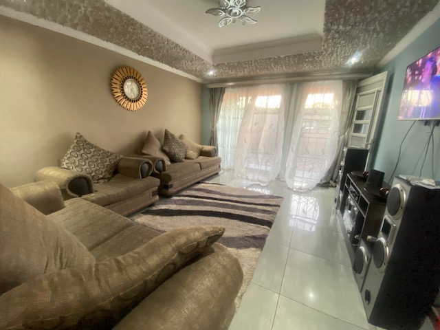 3 Bedroom Property for Sale in Esikhawini KwaZulu-Natal