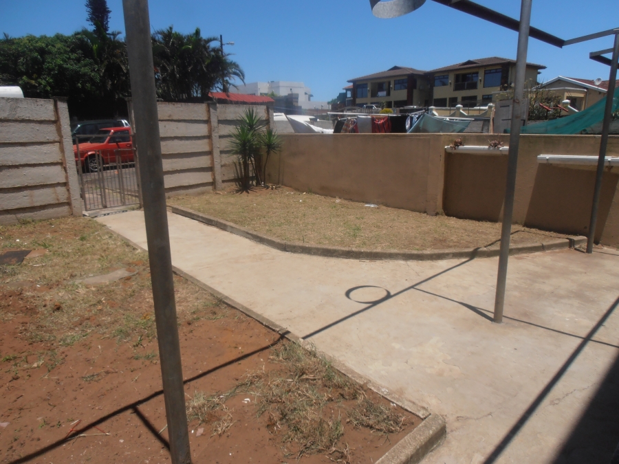 To Let 4 Bedroom Property for Rent in Bluff KwaZulu-Natal