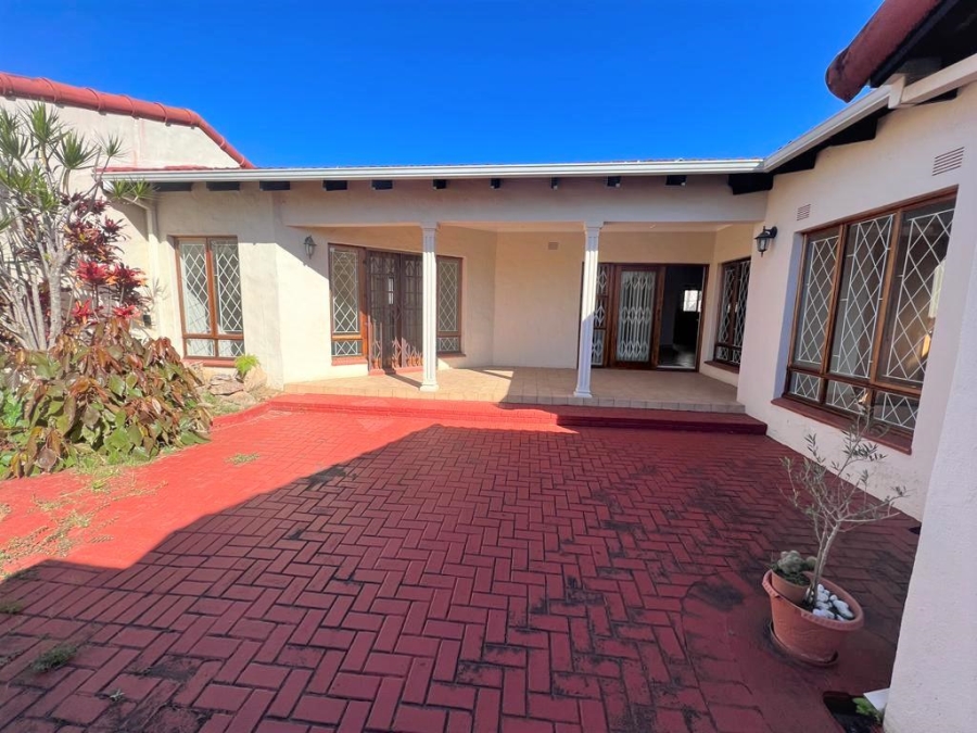 3 Bedroom Property for Sale in Margate KwaZulu-Natal