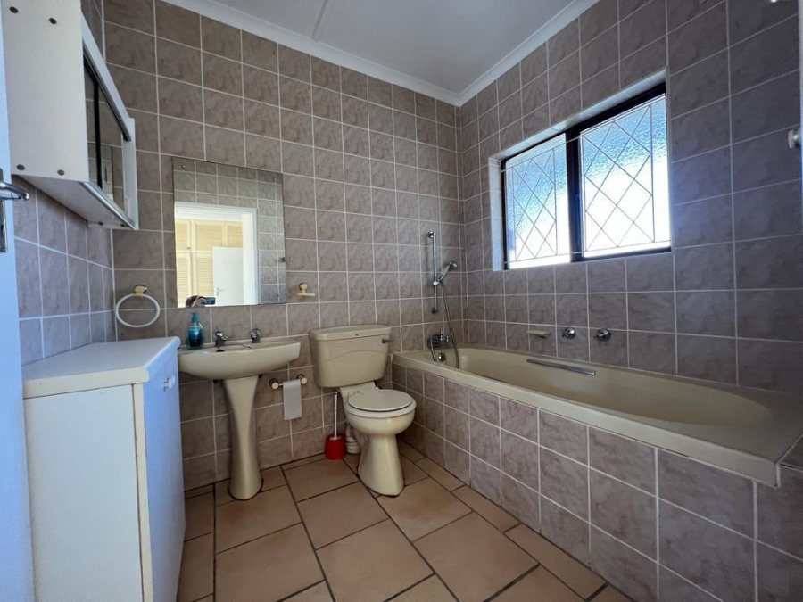 3 Bedroom Property for Sale in Margate KwaZulu-Natal