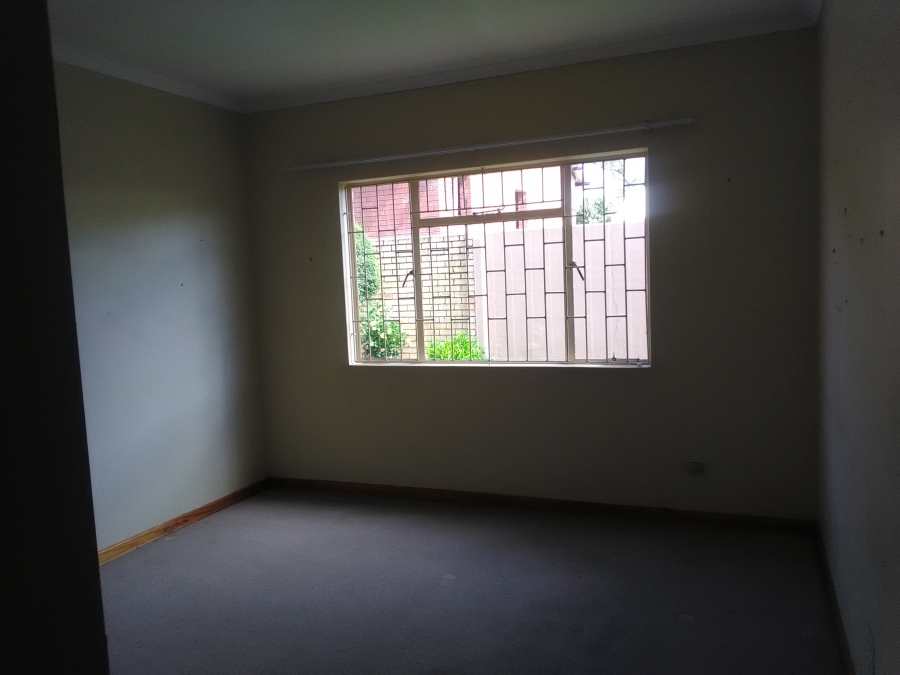 To Let 3 Bedroom Property for Rent in Aviary Hill KwaZulu-Natal