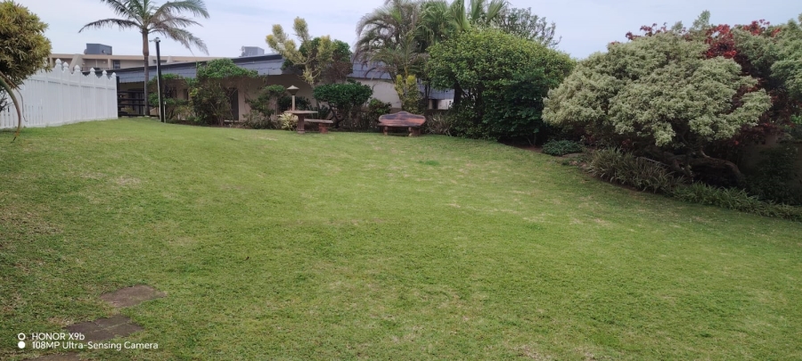 2 Bedroom Property for Sale in Manaba Beach KwaZulu-Natal