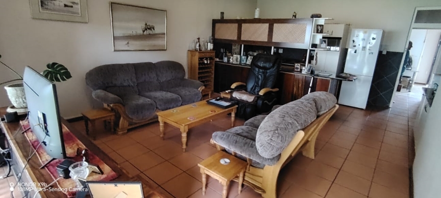 2 Bedroom Property for Sale in Manaba Beach KwaZulu-Natal