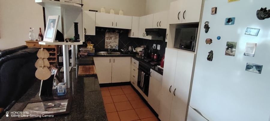 2 Bedroom Property for Sale in Manaba Beach KwaZulu-Natal